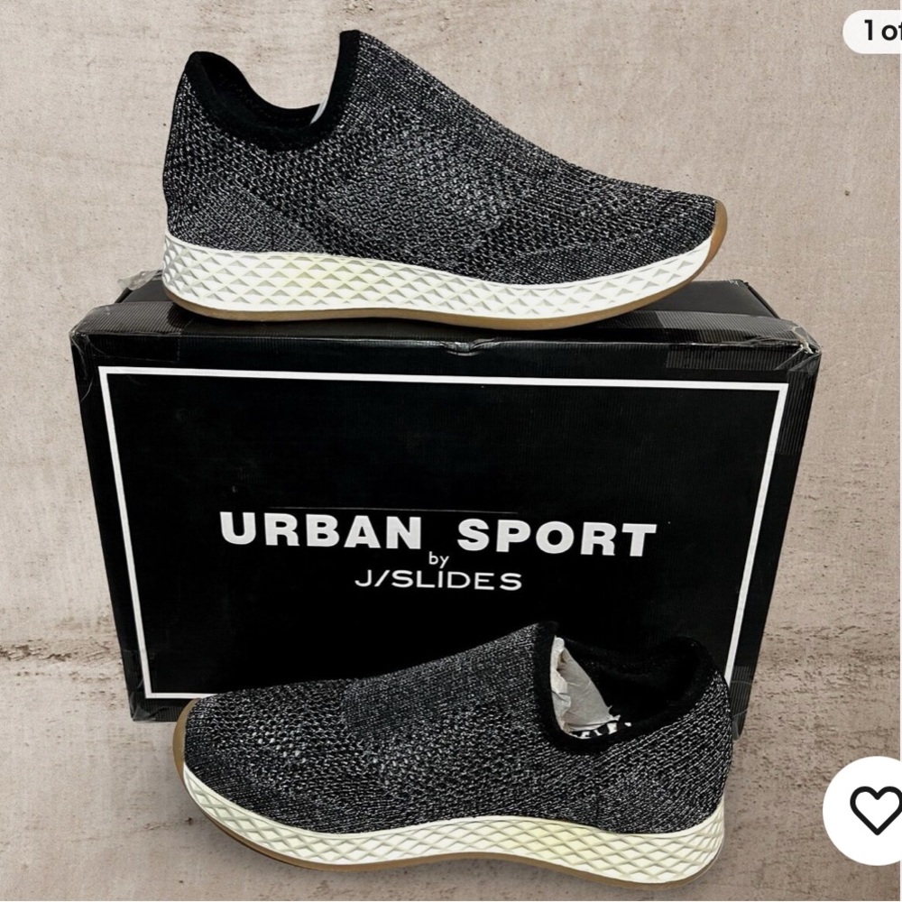 J/Slides Urban Sport Black and White Sneakers NWT